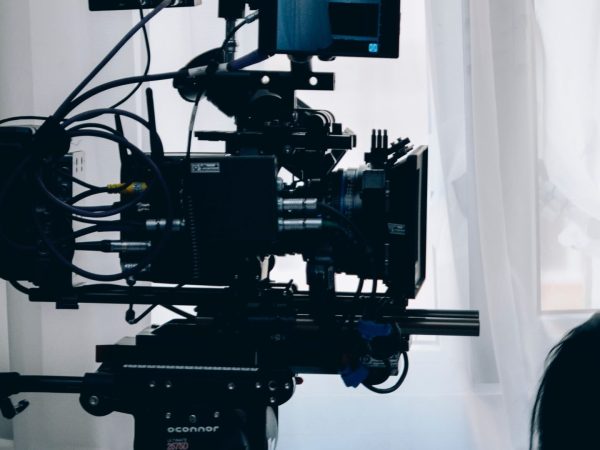 sam-moqadam-c-MbXDUchCw-unsplash